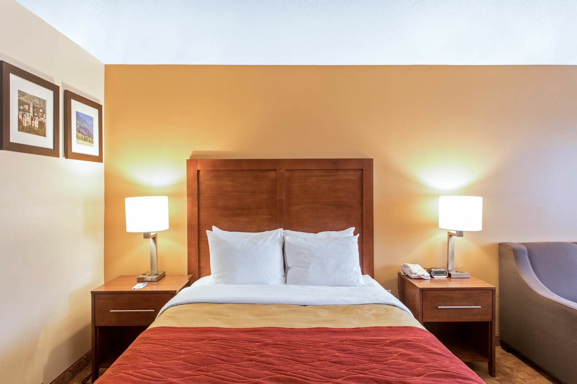 Quality Inn Logan Near University Екстер'єр фото