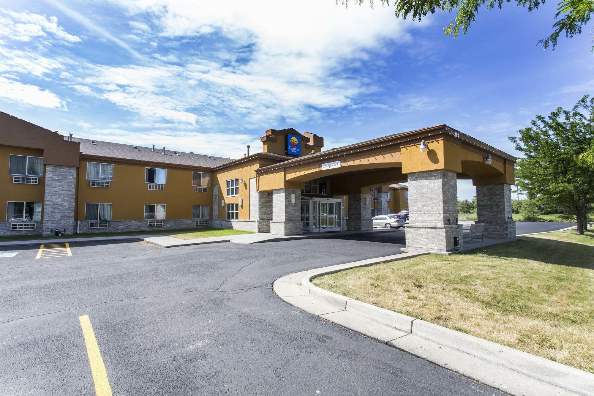Quality Inn Logan Near University Екстер'єр фото