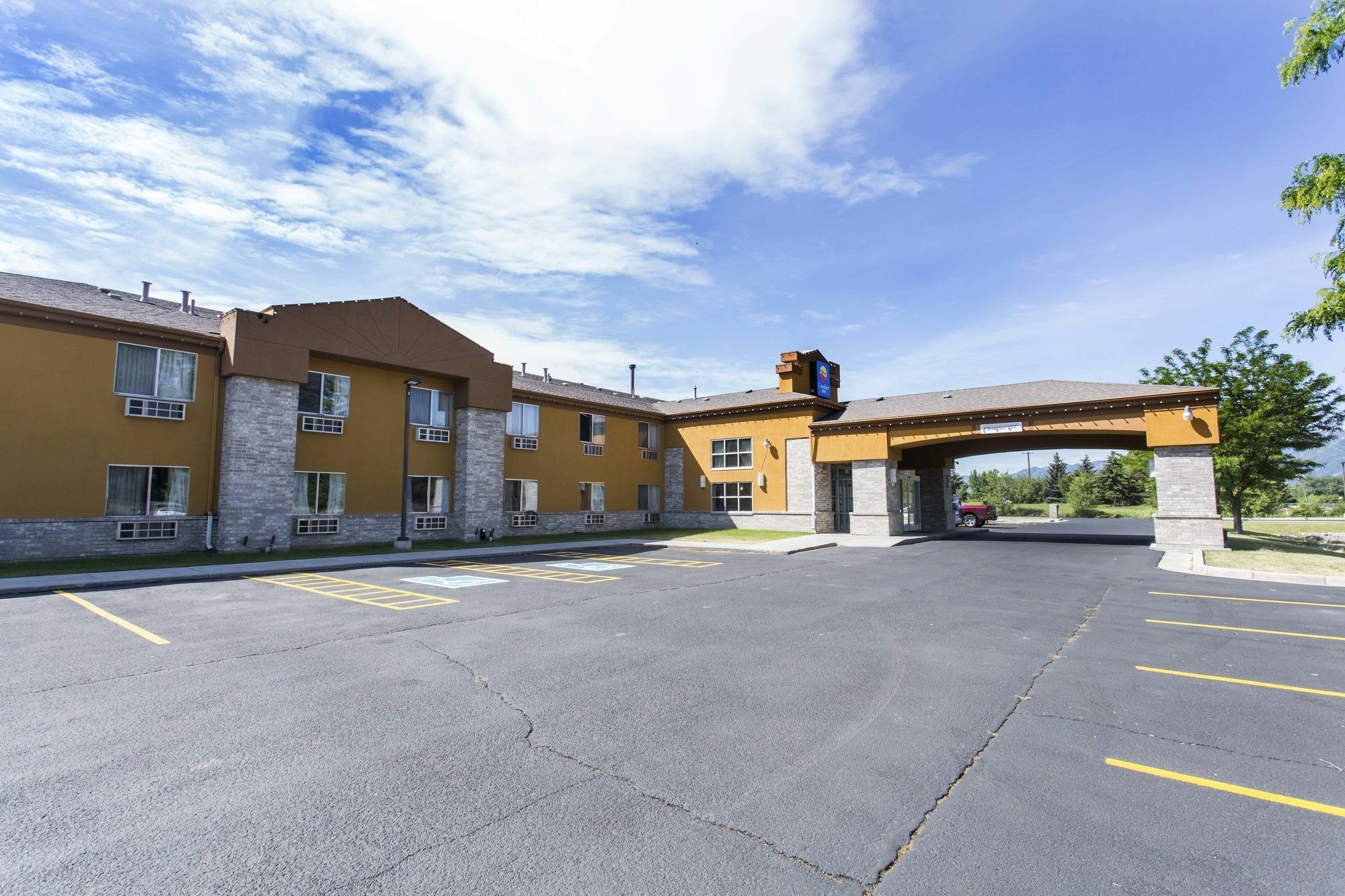 Quality Inn Logan Near University Екстер'єр фото